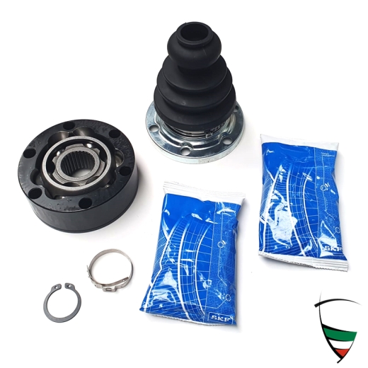 OE. 60522104 REAR AXLE JOINT INNER/ OUTER 116 4-CYL.