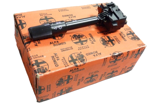 Licht-Kombischalter Alfa 33 Bj.1988-90 O.E.60750211