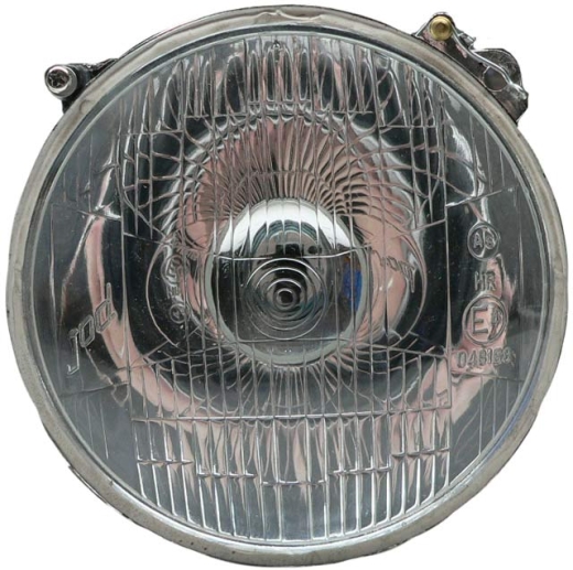 faro interior izq. para GTV, der. para Alfetta 4p >74