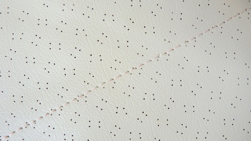 ROOF TRIM GIULIA, CREME PUNCHED