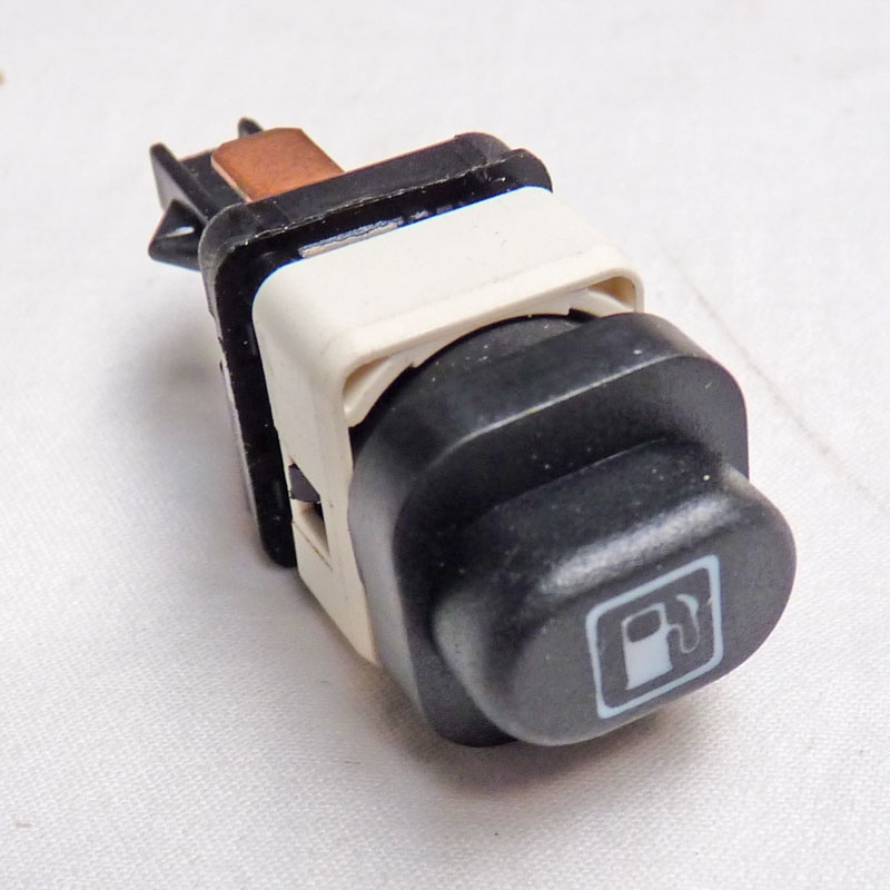 Schalter für Tankdeckel GTV/Spider 916 1995-2006 1.8TS/2.0TS/2.0TB/3.0V6