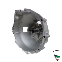 Clutch housing (hydr.) with separate reversing light switch